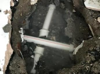 乌兰阳台漏水维修公司为您分享楼上楼下漏水怎么处理